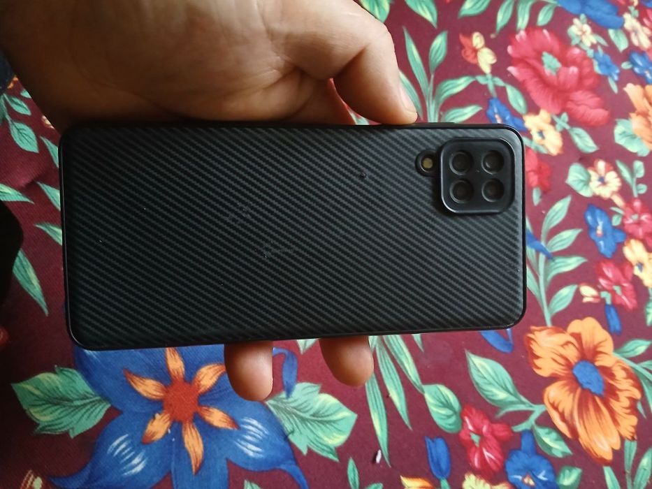 Samsung a12 xotira 64