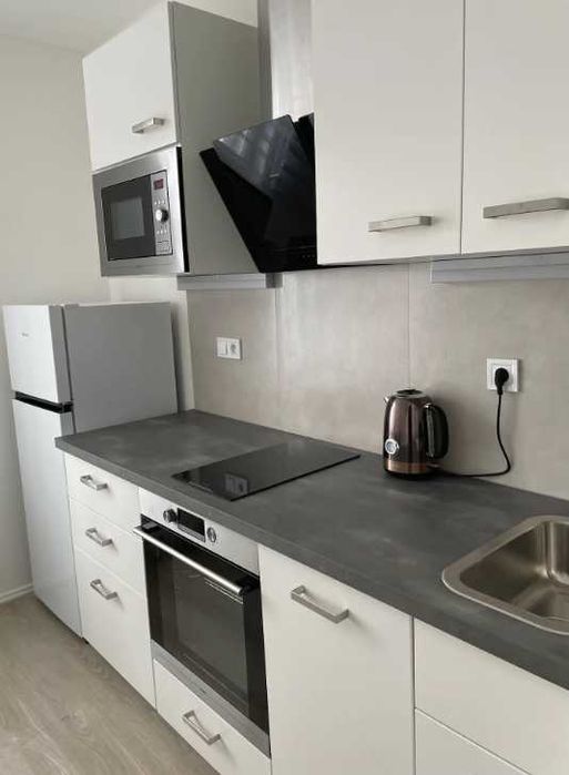 Дава се под наем Двустаен апартамент в Пловдив, Остромила - 53 кв.м за 244.8 € - Снимка #3