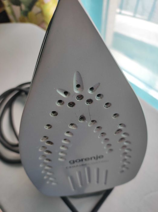 Продавам Ютия Горение