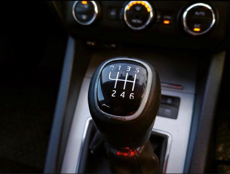 Skoda octavia 3 volan dreapta