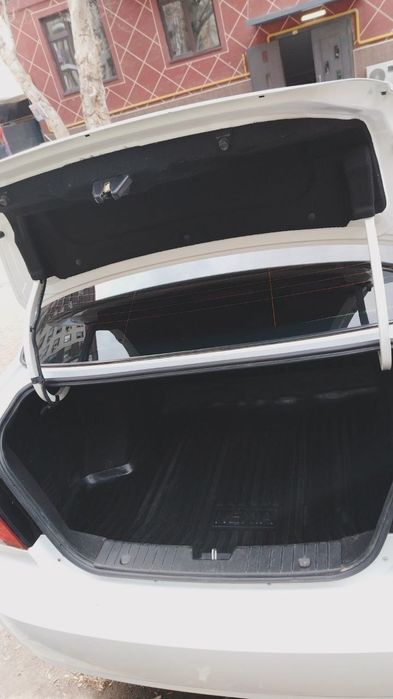 Neksiya 3 LTZ sotiladi srochna xolati alo xamma joyi radnoy bez xaraja