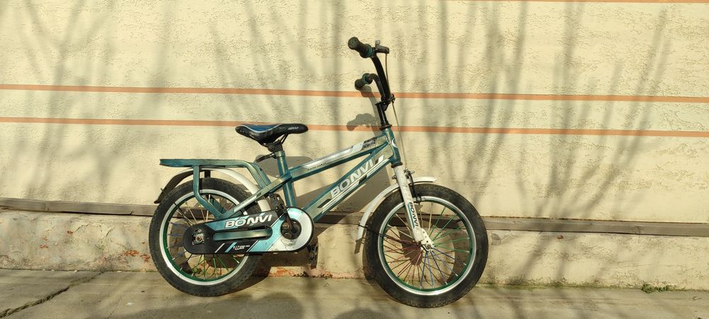 Velosiped BONVI sotiladi