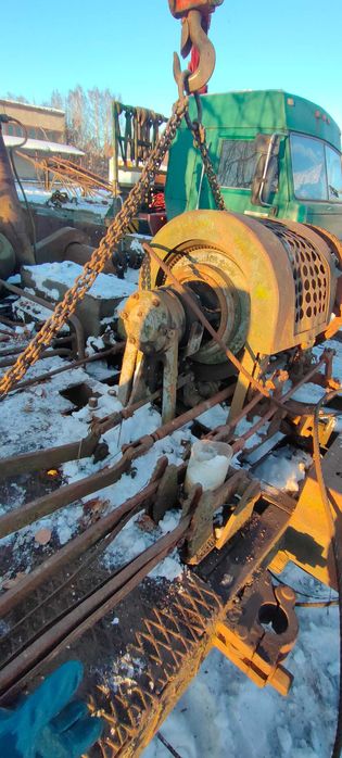 буровая УРБ 2,5 без шасси