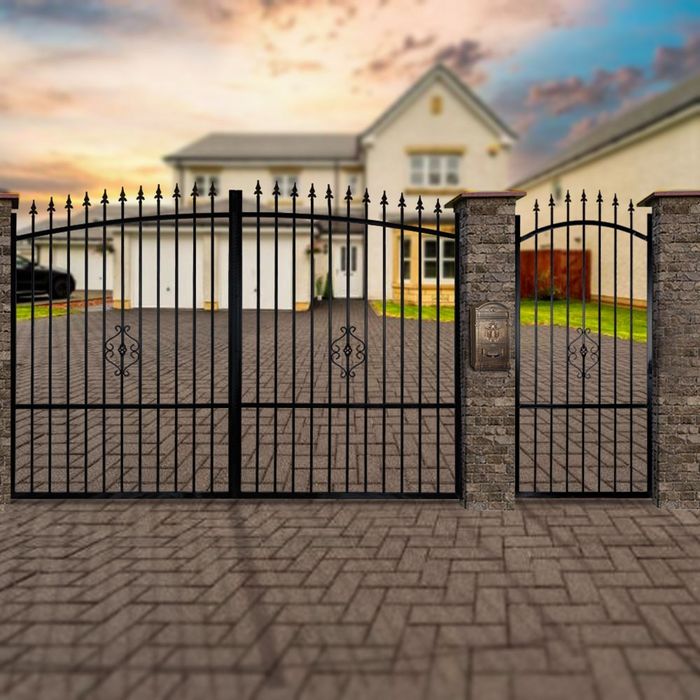 Vând garduri și porți