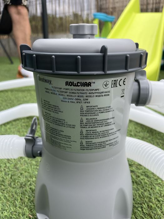 De vanzare pompa piscina noua !