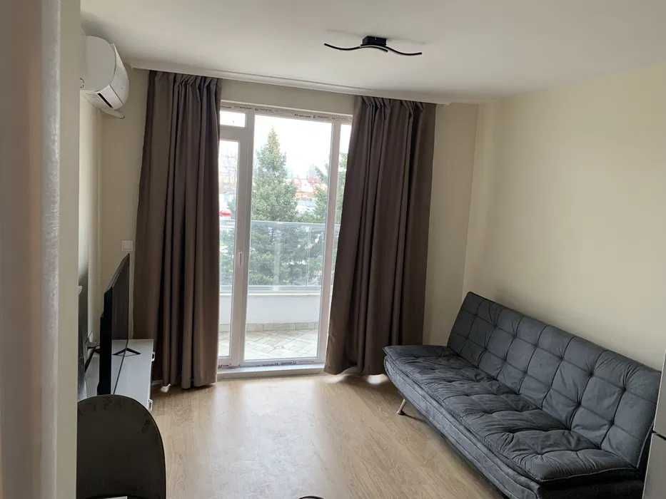 Дава се под наем Двустаен апартамент в София, Дружба 1 - 67 кв.м за 500 € - Снимка #1