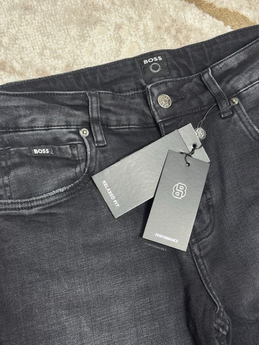 Blugi Hugo Boss - Calitate premium