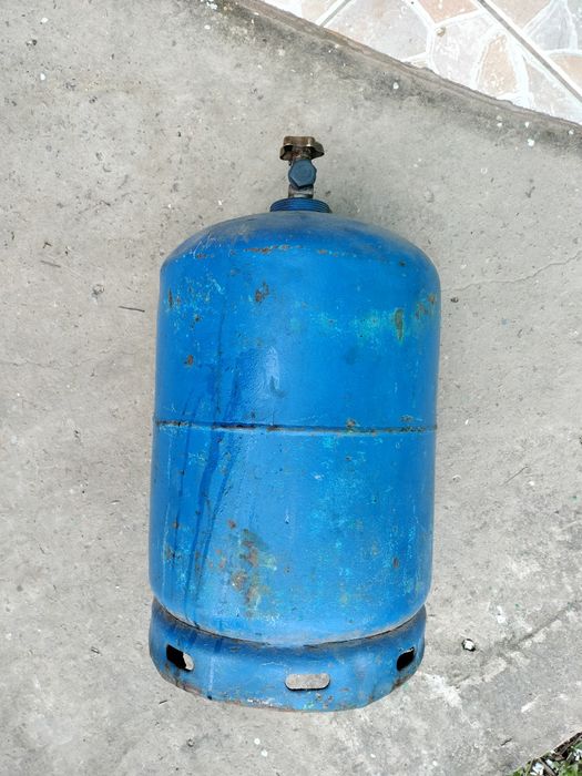 Vând Butelie Albastră Fără Gardă Utilizată