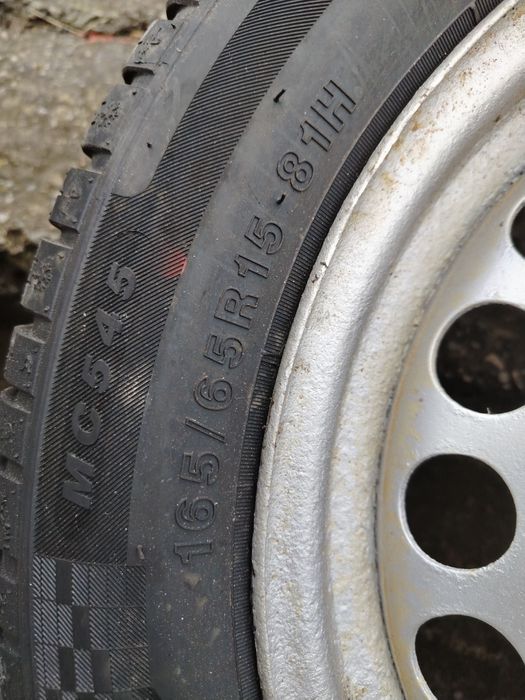 Anvelope nerulate M+S 165/65R15 81H