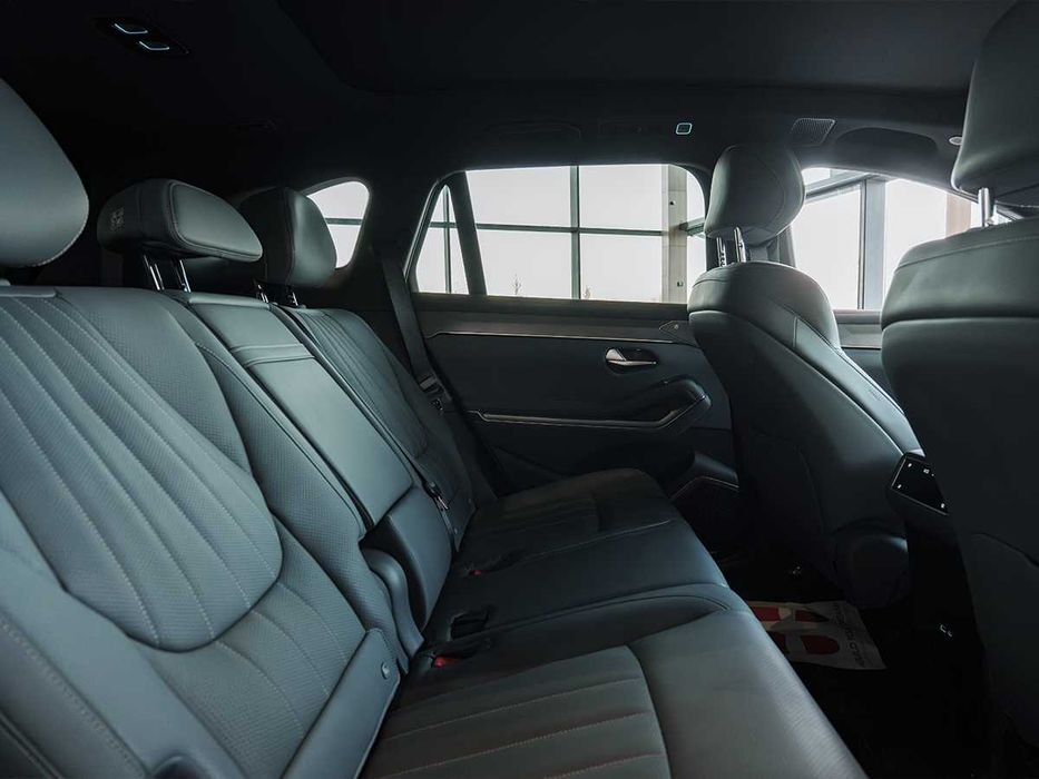 BYD Atto 8 Flagship FWD DM-i