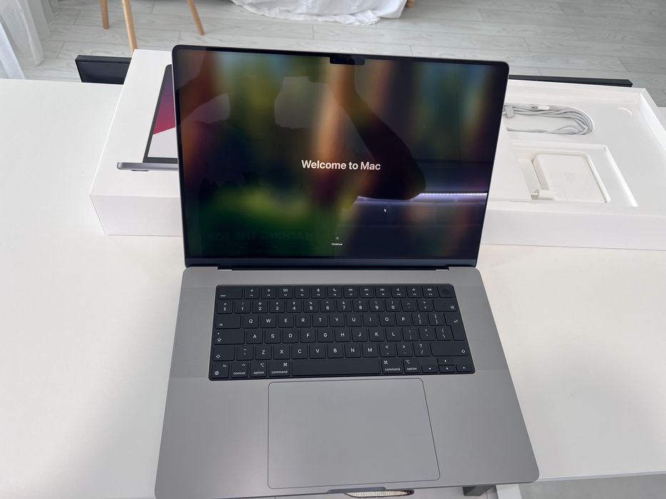 macbook pro m1 max • Anunturi gratuite • OLX.ro