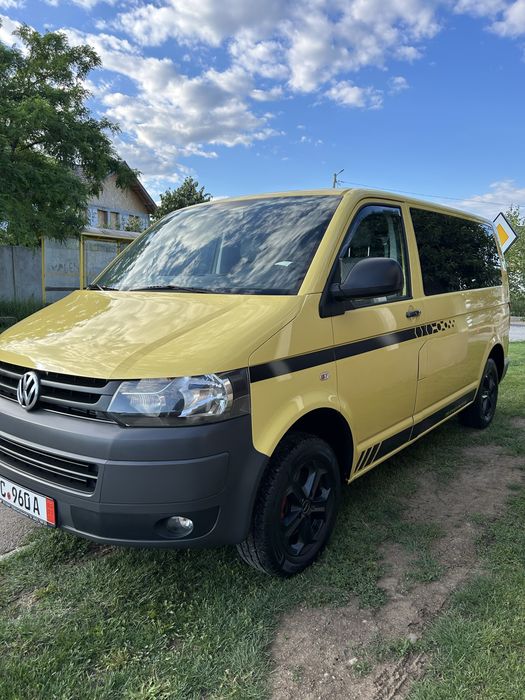 VOLKSWAGEN Transporter 2011 — imagine 2