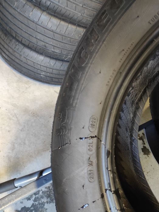 235/60/18 Мишелин