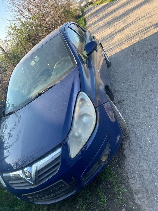 Dezmembrez opel corsa D 1.3 cdti