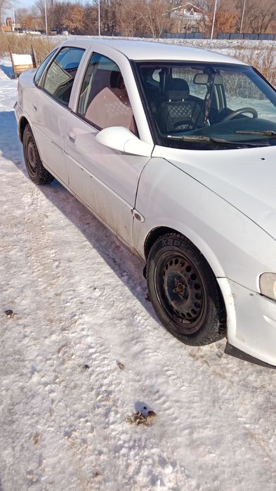 Автомобиль опел вектра