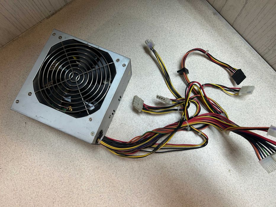 Захранване за компютър FSP Fortron 350W