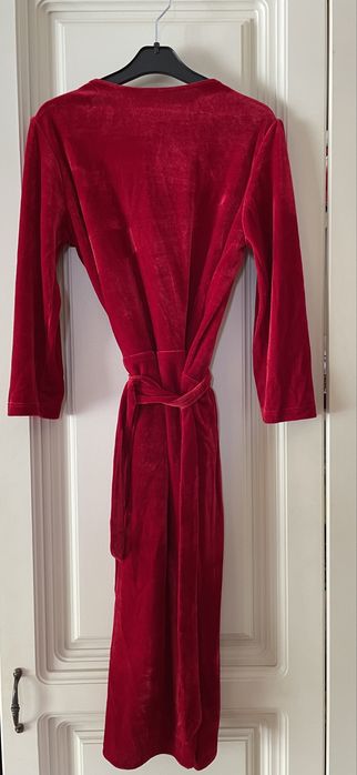 Rochie din catifea rosie
