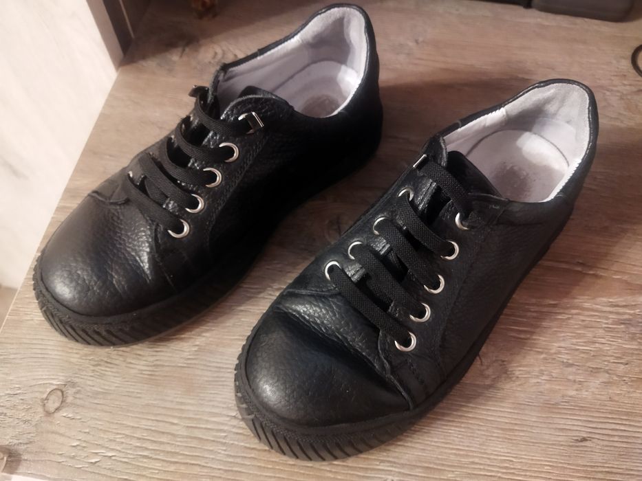 Детская обувь 33 размер