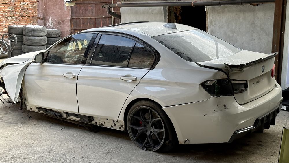 BMW F30 340XI На Части