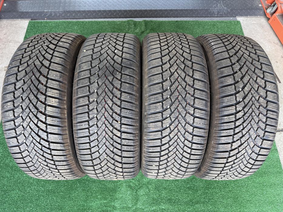 4бр. КАТО НОВИ Зимни Гуми С Борд 235/50R/20 *BRIDGESTONE* DOT:1922- 8.0мм. *B-SEAL/ +/ AO*