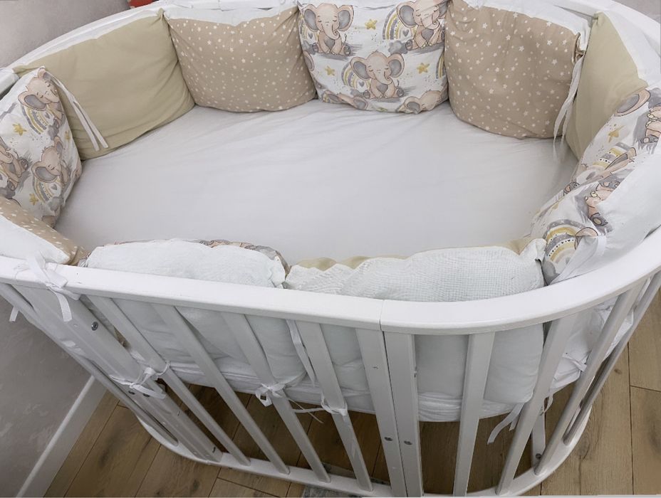 Кроватка, манеж