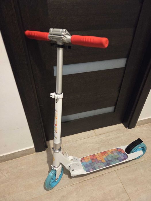 Vand trotineta Meteor Racer Cube, Aluminiu/Otel, 51 cm x 11,7 cm x Inaltime Reglabila 66-85 cm, Multicolor