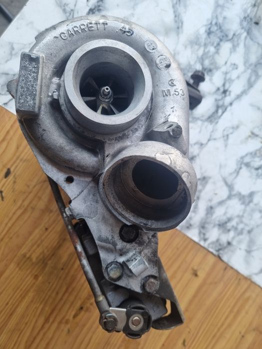 Vând turbină mercedes w 211 150 ps