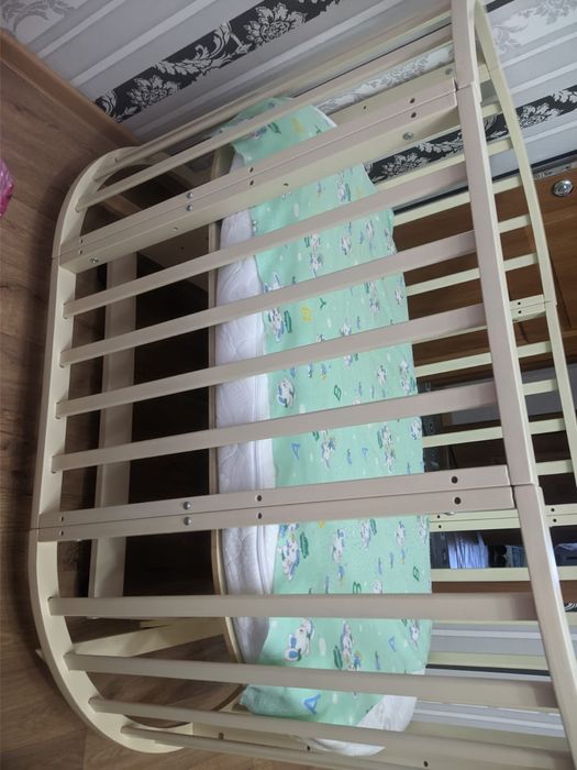 Продам детскую кровать -трасформер