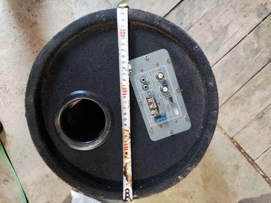 Продам сабвуфер 30см