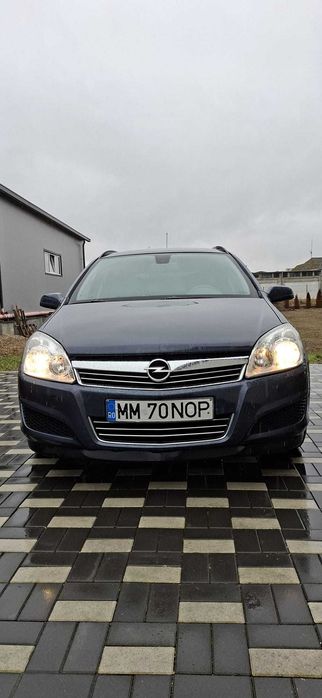 Vând Opel preț bun