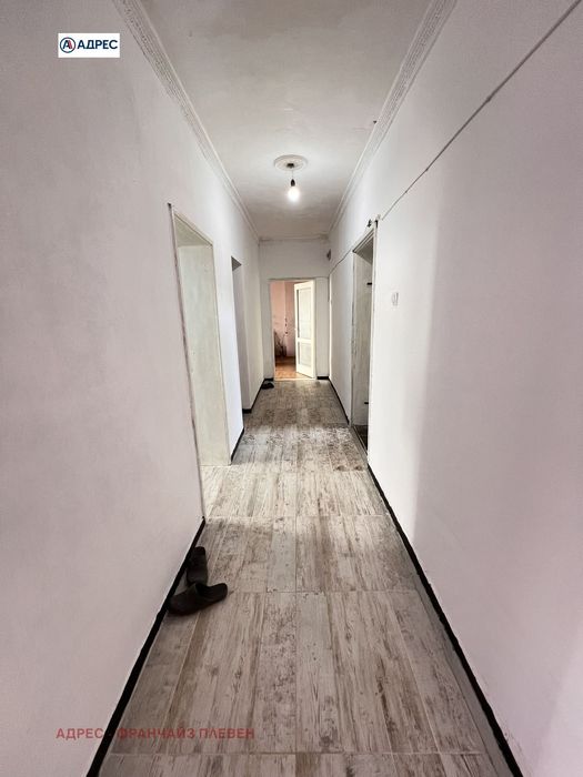 Продава се Тристаен апартамент в Ловеч, Здравец - 78 кв.м за 1090 €/кв.м - Снимка #4