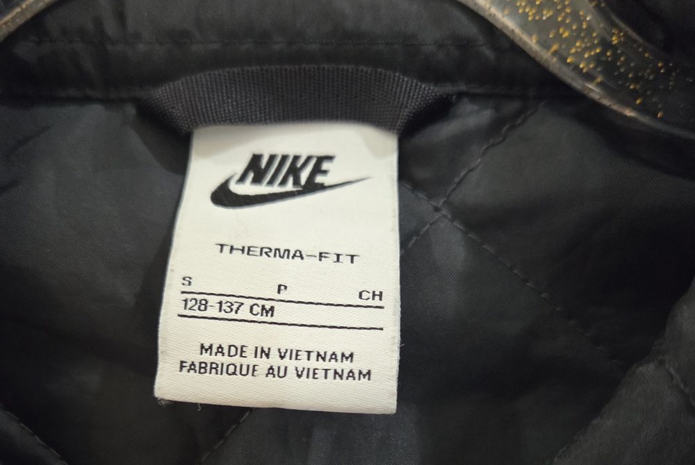 Унисекс Яке Nike