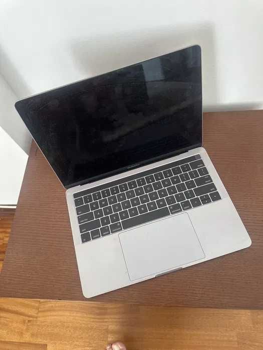 Macbook Pro intel core i5
