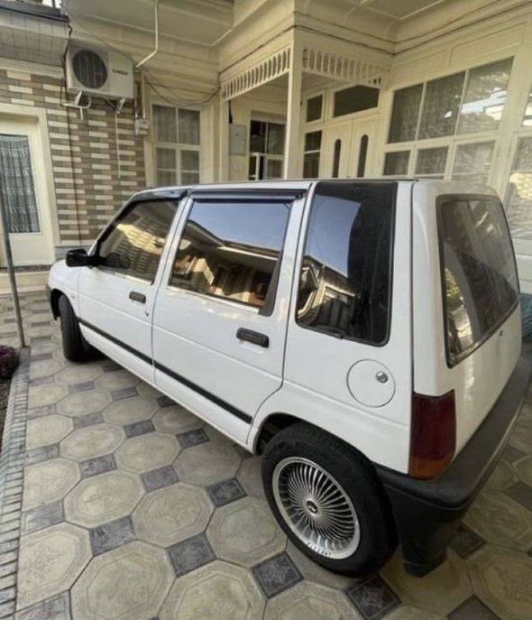 тико сотилади