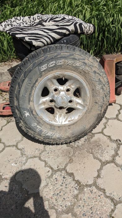 Колесо range rover Lt 265/75 r16