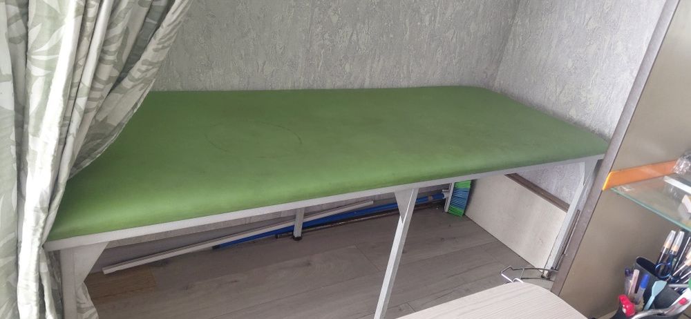 кушетка свтылады