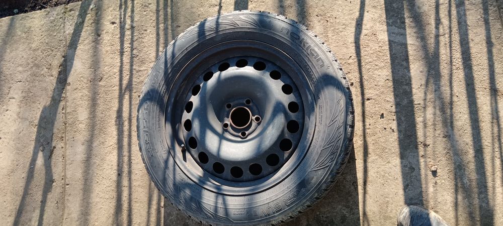 Vând  set de roți de iarnă pentru FORD KUGA