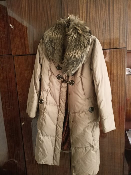 Продам зимнее пальто