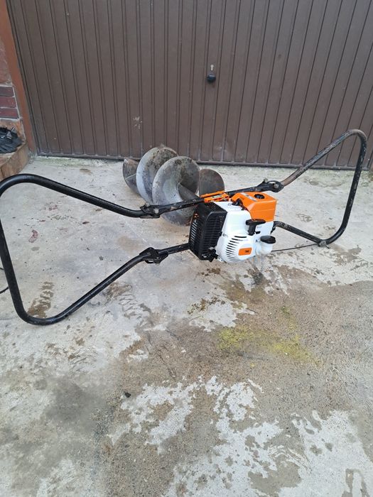 Motoburghiu Stihl BT 360 Burghiu 400
