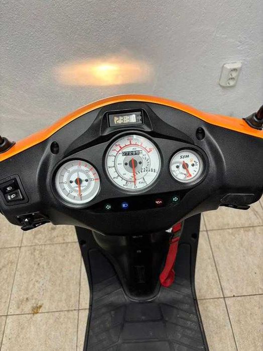 Продавам Скутери Aprilia Yamaha Suzuki Sym Kumcho Peugeot