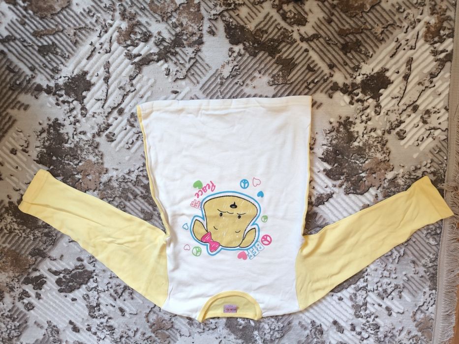 Кофточка детская .