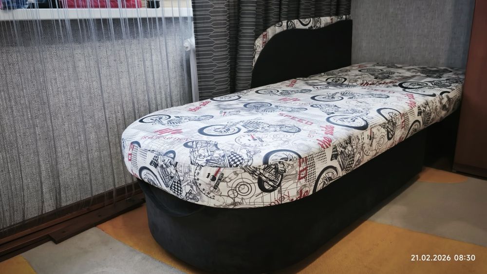 Продам бу диванчик