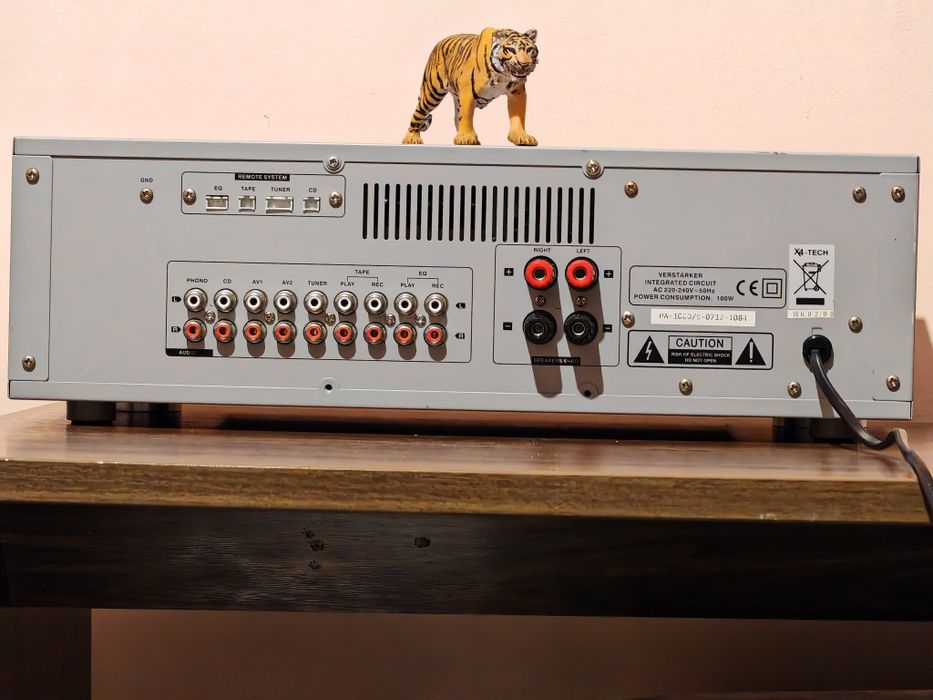 X4-TECH. Amplificator. Sunet excelent. Preț fix !