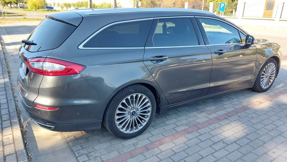 Vand Ford Mondeo "Titanium"