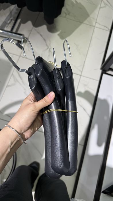 Плечики/вешалки для одежды