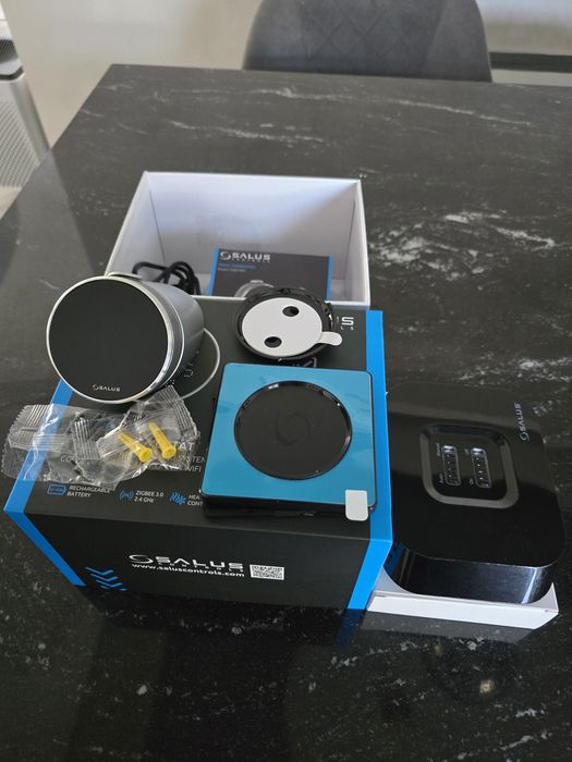 Termostat Salus IT800 WIFI