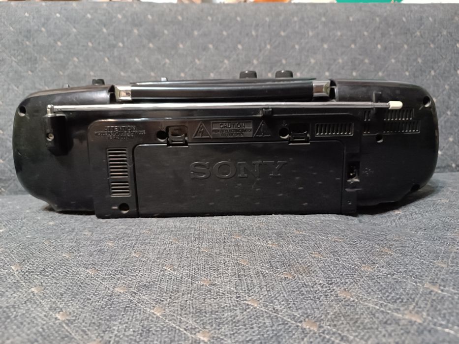 Магнитофон Sony радио