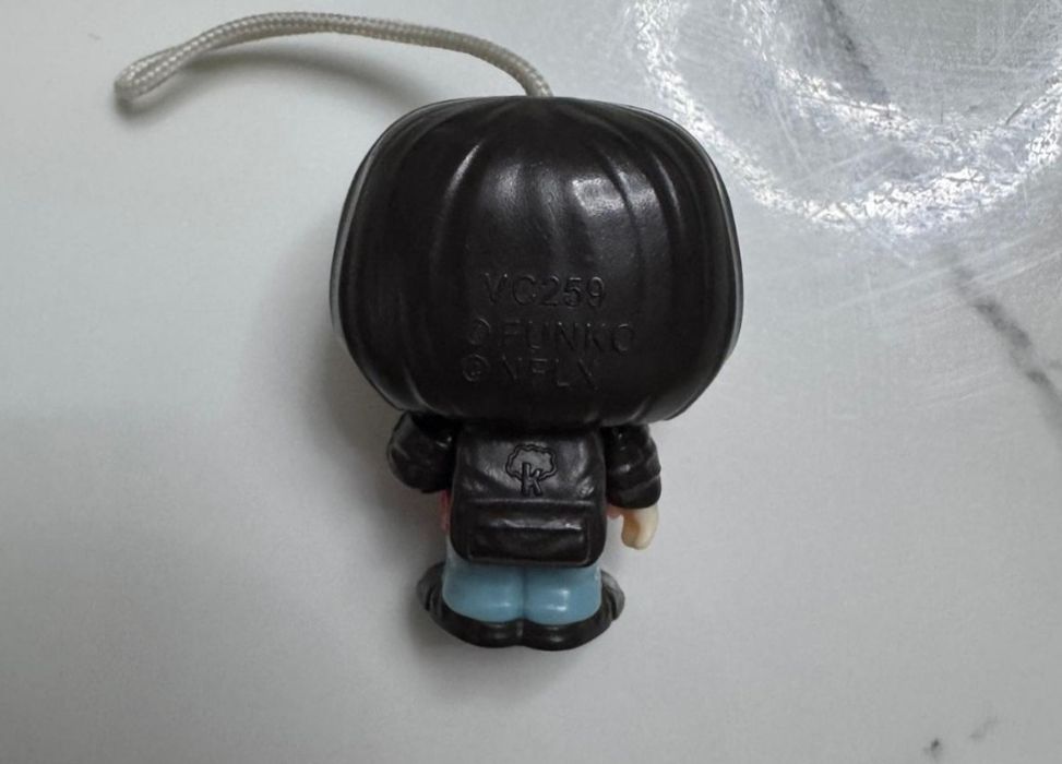 Продаю фигурку fanko pop из осд