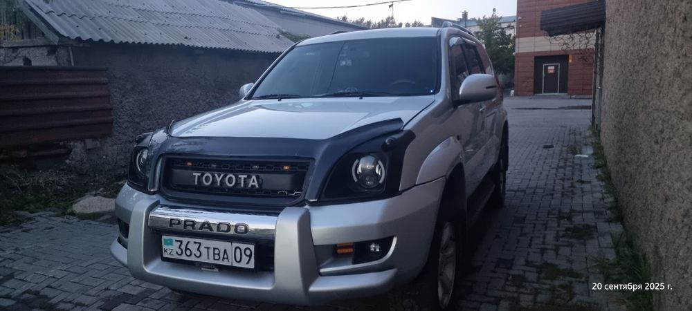 Toyota land cruiser Prado120