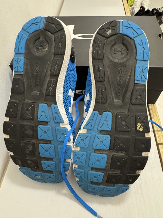 Маратонки Under Armour